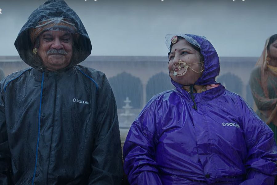 Dollar Rainguard takes on Tansen's monsoon, keeps emperor Akbar dry and happy