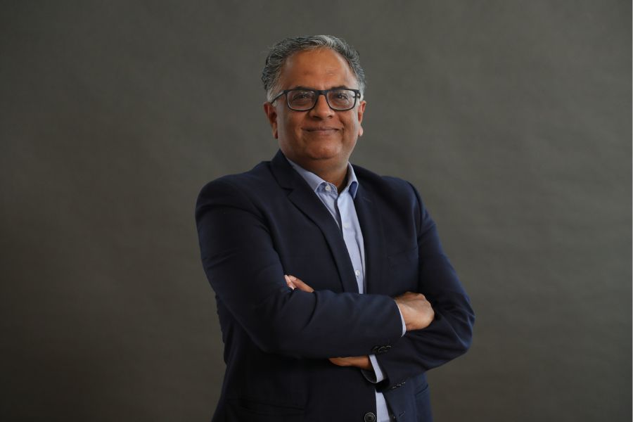 Rakesh Thukral succeeds Warren Fernandez as Edelman’s APAC CEO
