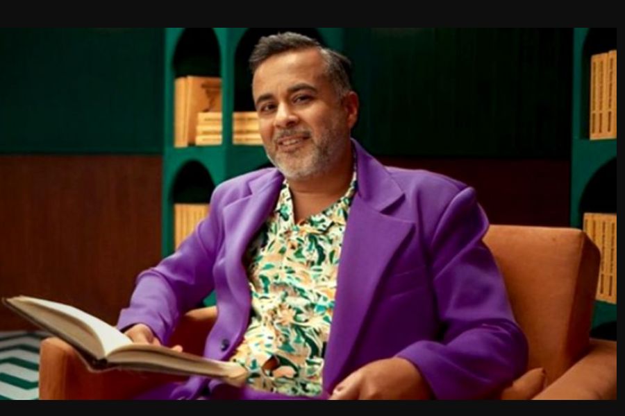 Chetan Bhagat’s latest magnum opus is on booking pocket friendly trips 