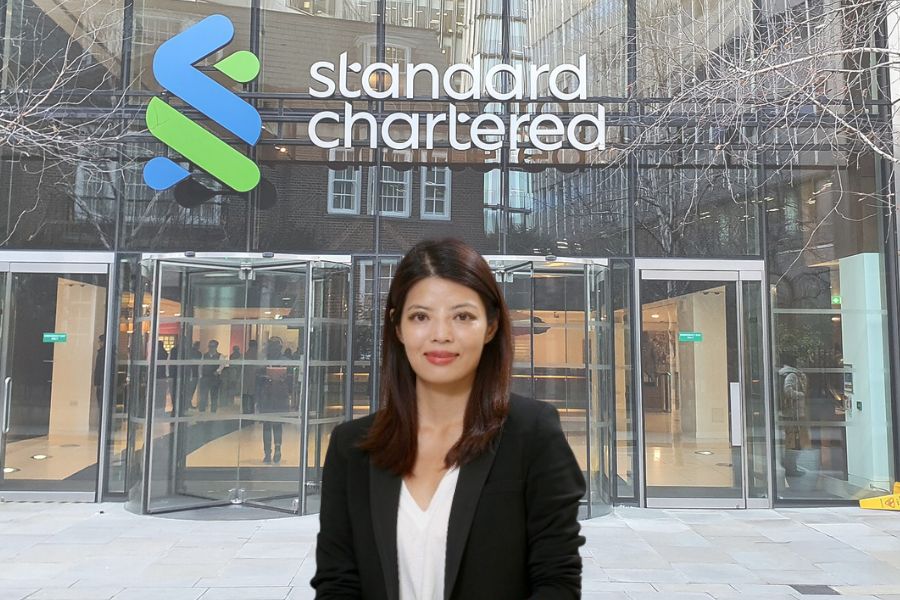Standard Chartered picks up the tab for affluent Indians