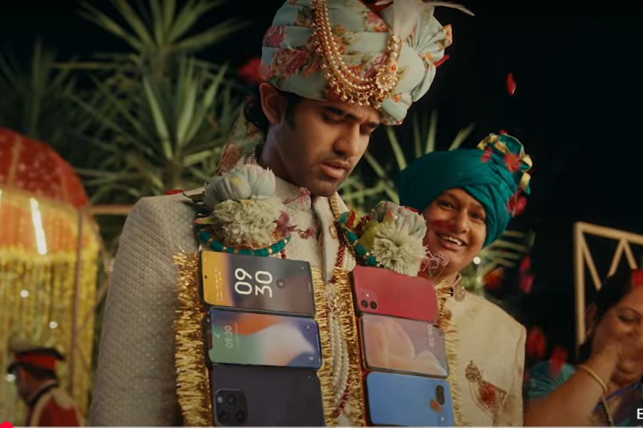 When wedding cash gets replaced by old phones