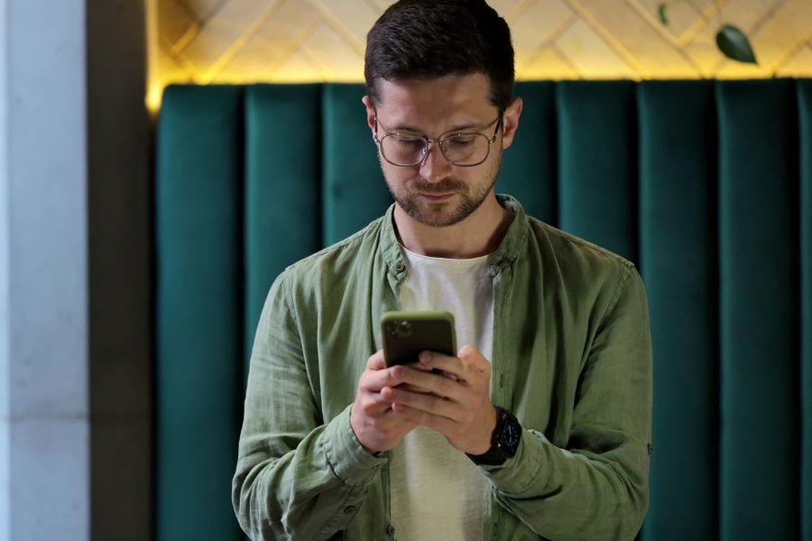 Clarity cuts through advertising’s noise