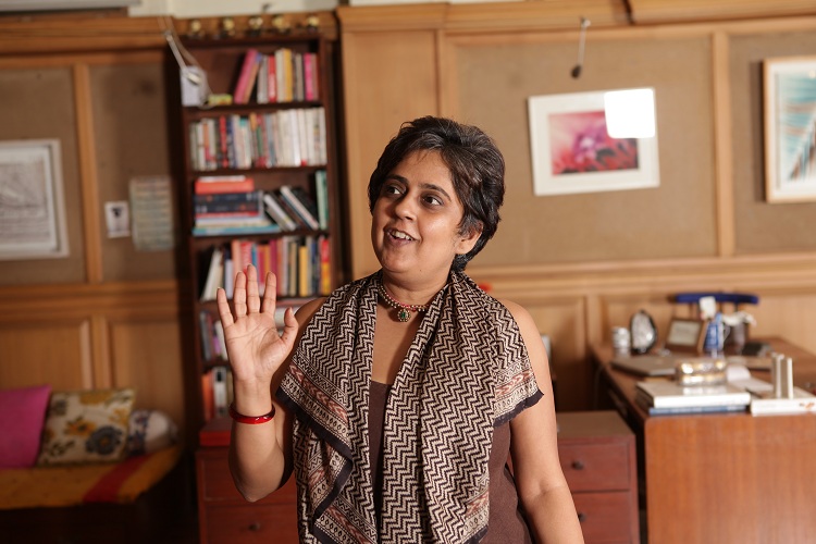 Opinion: Why Nike displayed shoes in the form of a rose