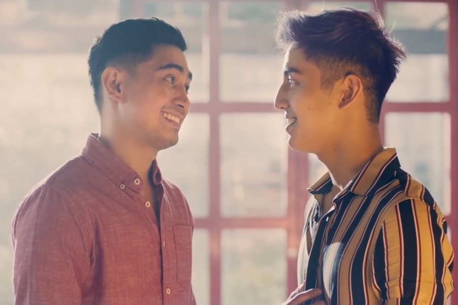 Try to resist these toothpaste love stories from the Philippines