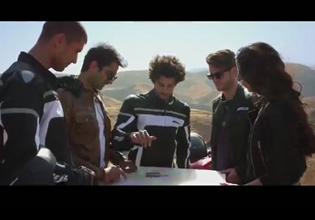 Mahindra Mojo woos those #BornForTheRoad