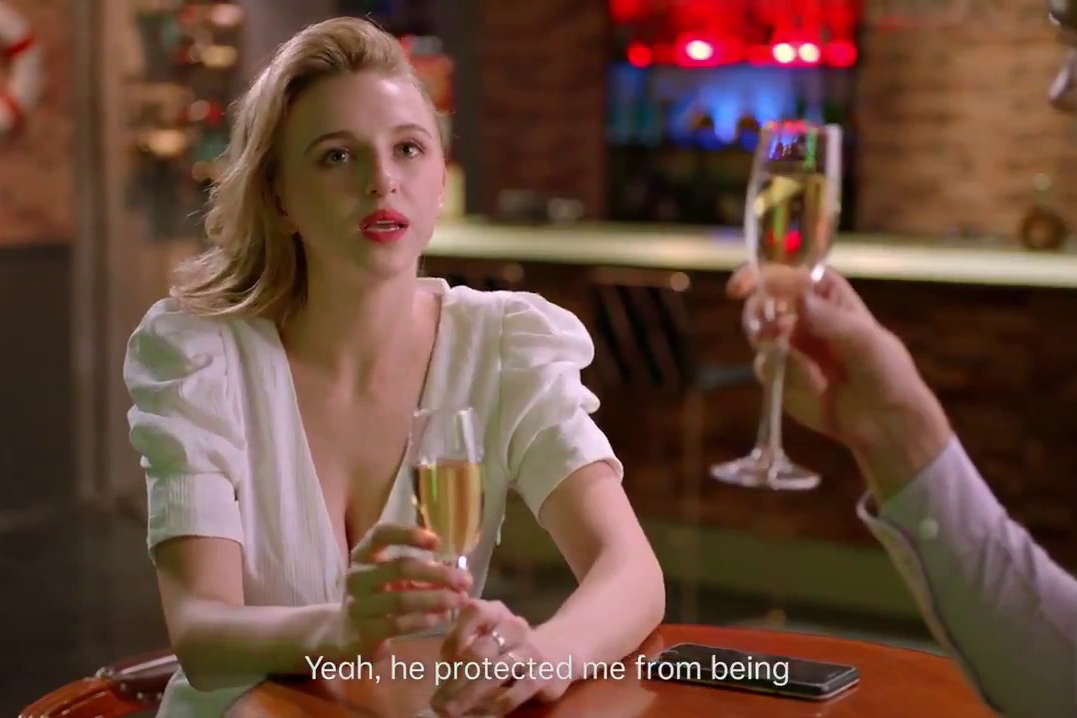 You can see why Oppo would delete these painfully bad ads