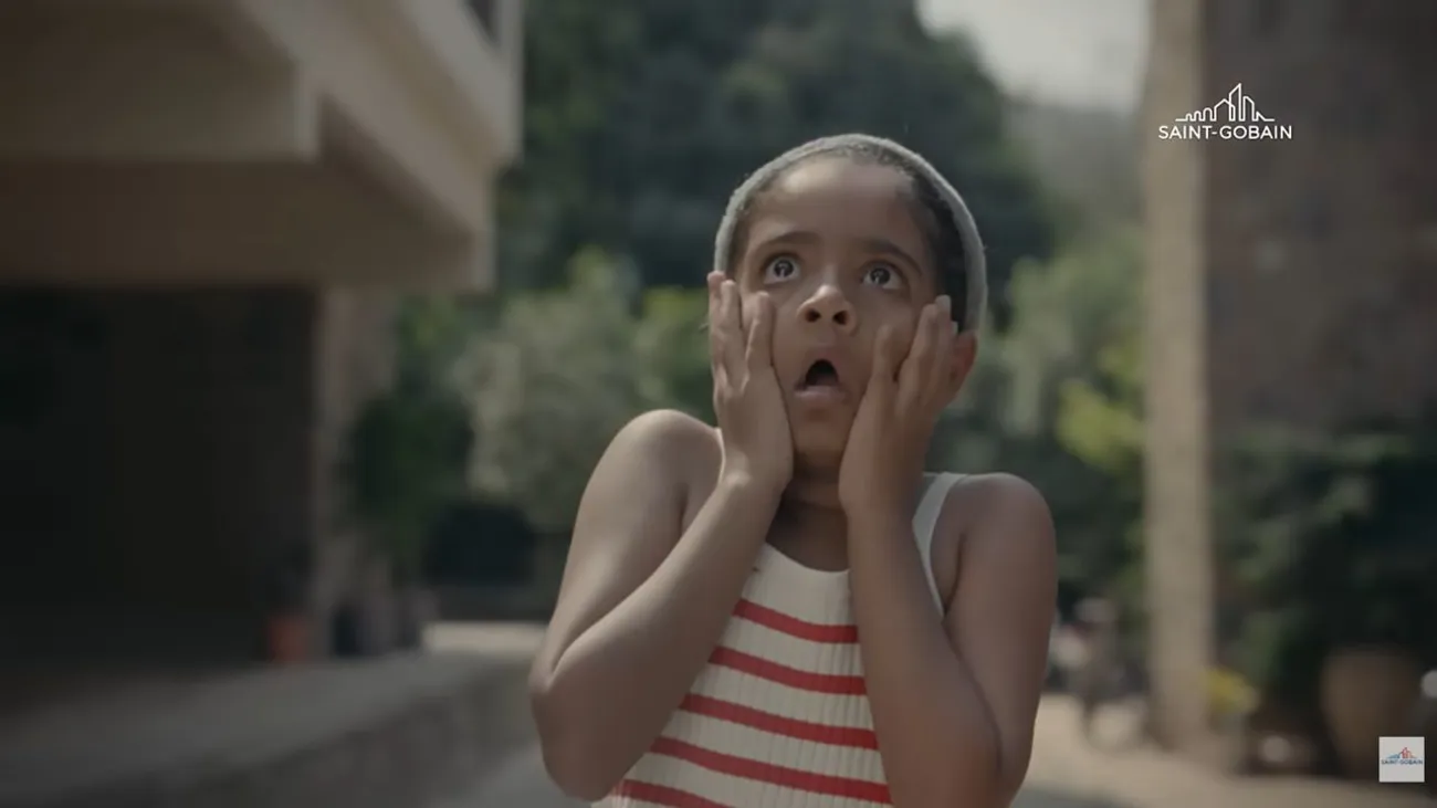 Saint-Gobain cricket ad